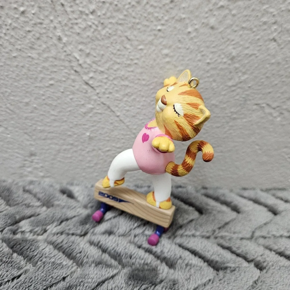 A Perfect‎ 10 Of A Kid Christmas Tree Hallmark Keepsake Ornament Gymnastics 2009